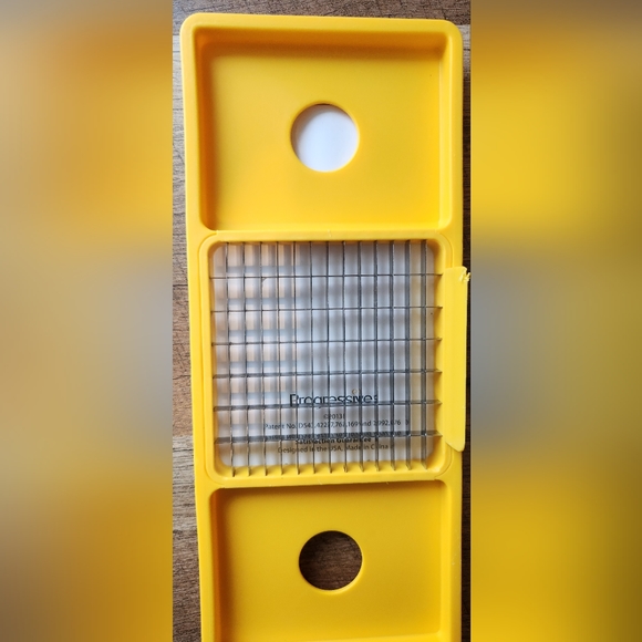 Prepworks Replacement Blades, Pusher Lid & Case for Fruit & Veggie Chopper - Picture 3 of 10